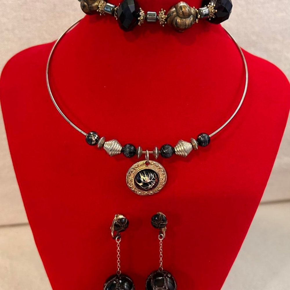 3pc. Silver Wire Cable Choker Pendant Necklace, Bracelet
